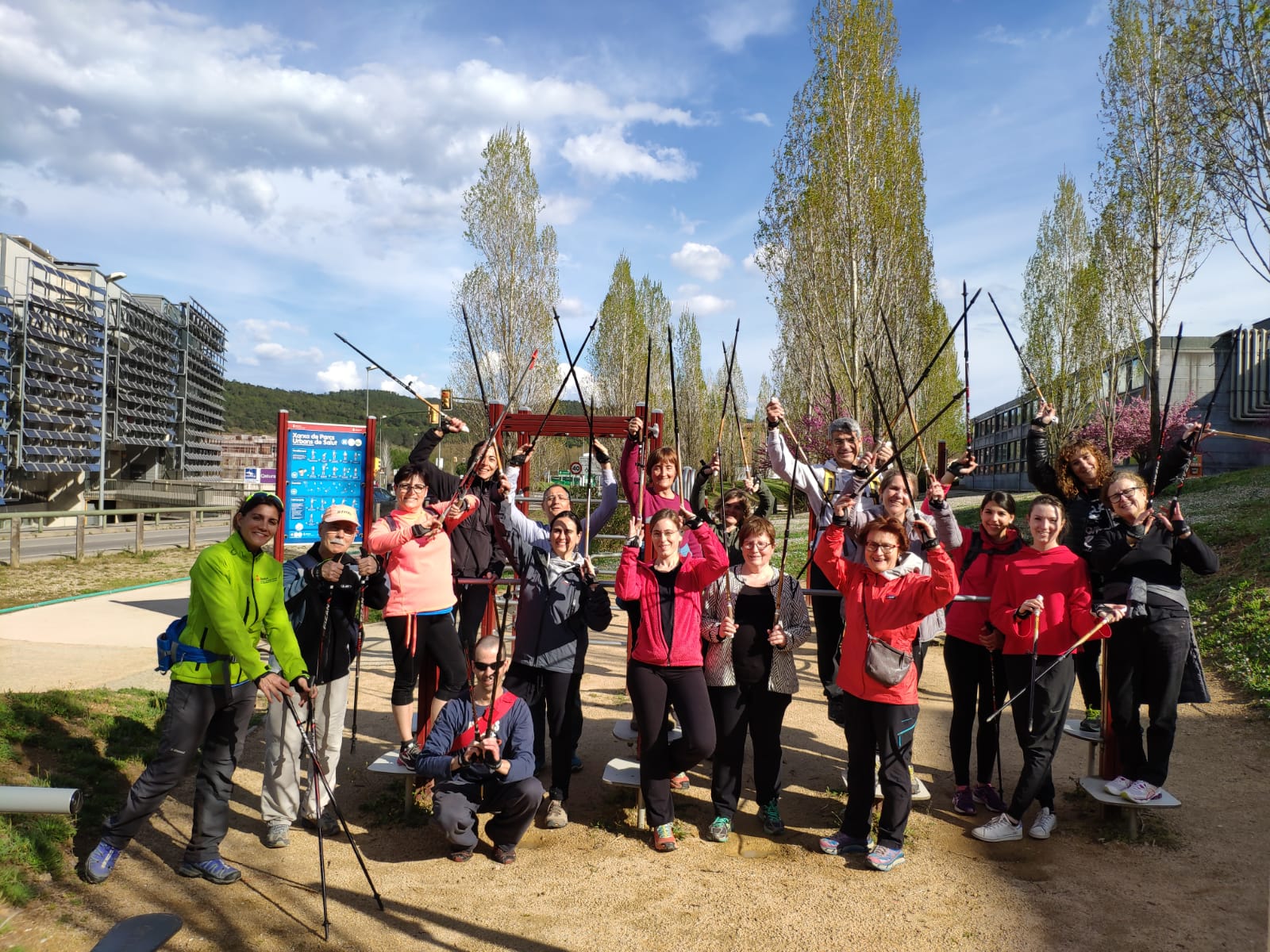 Foto en grup Foto del personal sanitari durant el Dia Mundial de l'Activitat Física
