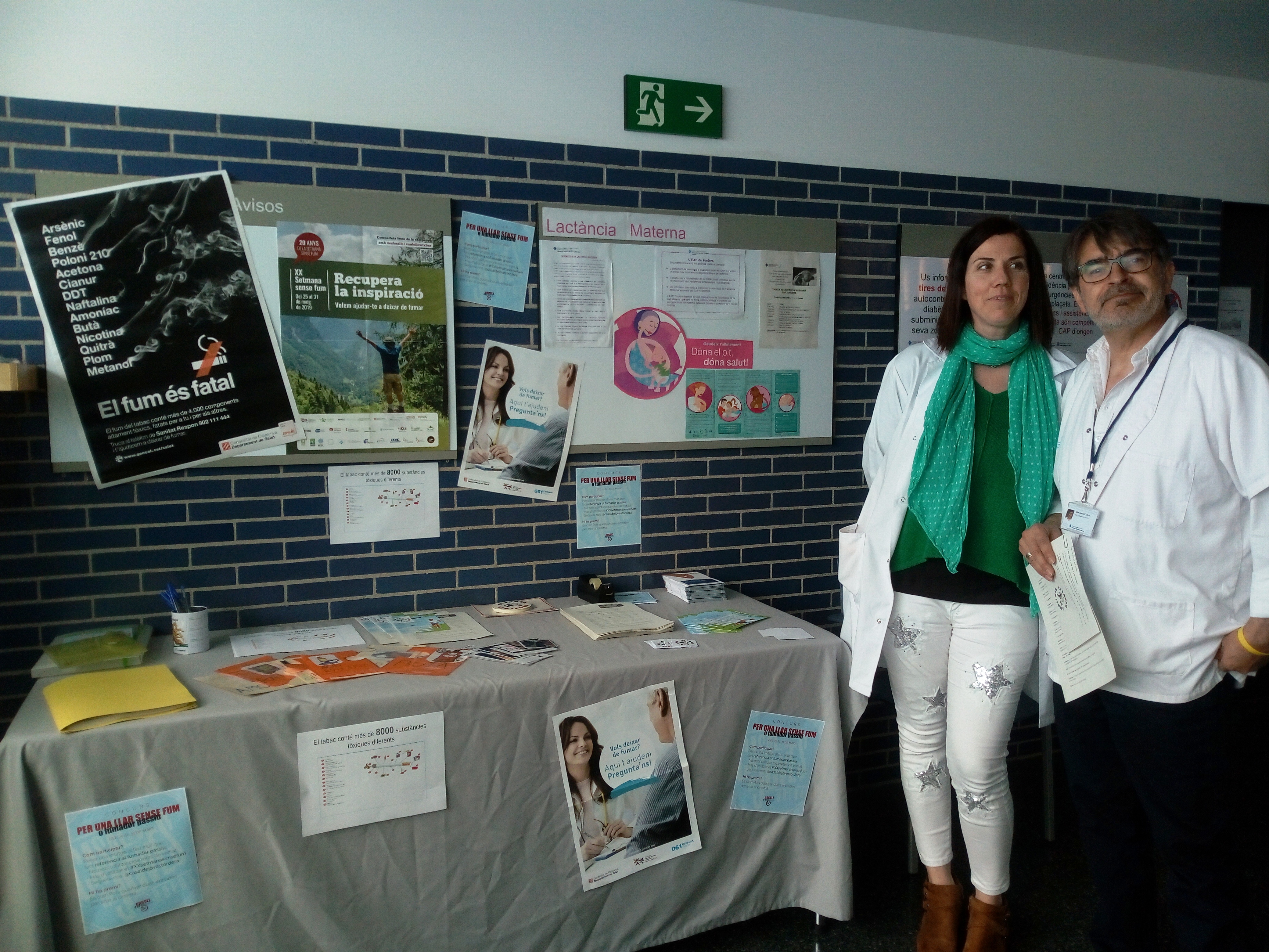 Taula informativa al CAP Tordera amb motiu del Dia Sense Tabac