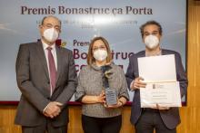 D'esquerra a dreta, els doctors Josep Vilaplana, president del COMG, Carme de Castro i Pep Figa